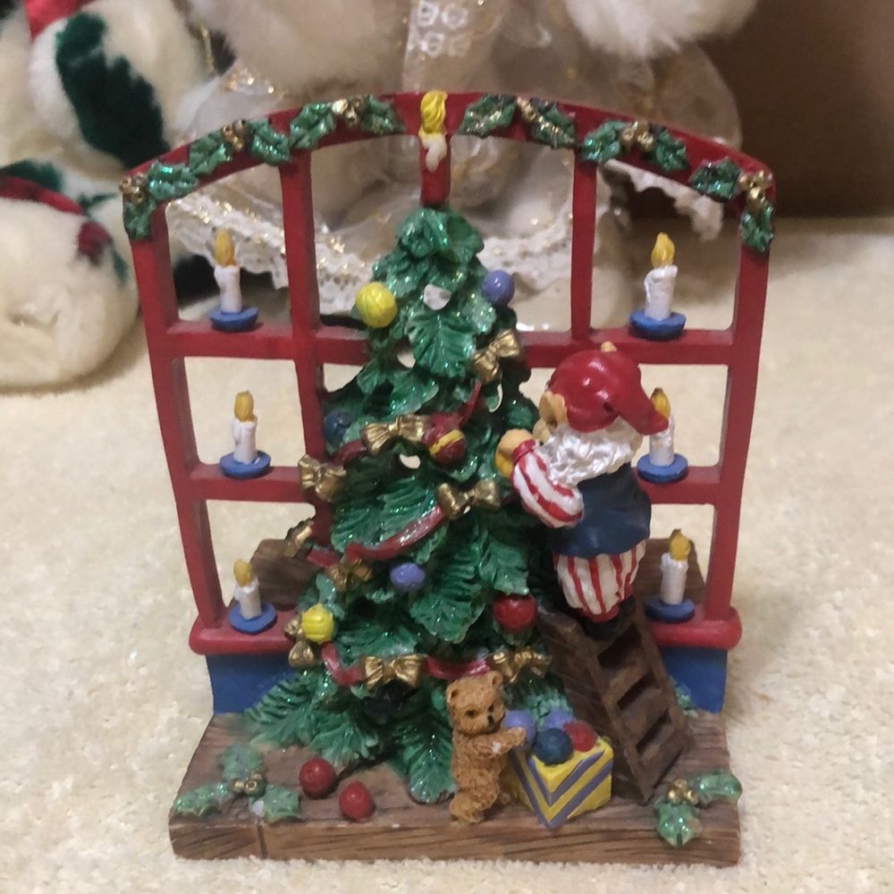 Gift Innovations Christmas Treasure Collection Votive Holder Standing 5" Tree